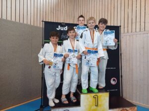 Kreismeisterschaften der U 13 und Turnier U 11 im Judo